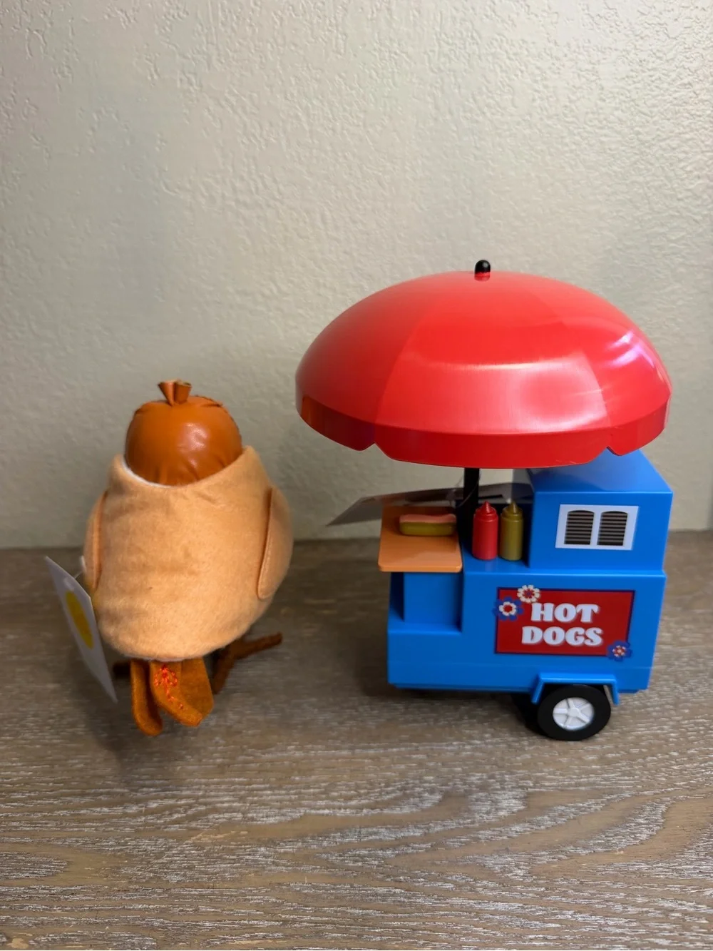 NEW Target Bullseyes Light Up Hot Dogs Cart (2026) & Hot Dog Bird (2025)